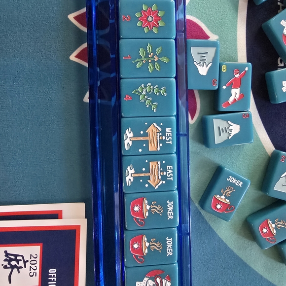 Winter Apres Mahjong RACKS & MAT only. - Picture 5 of 5